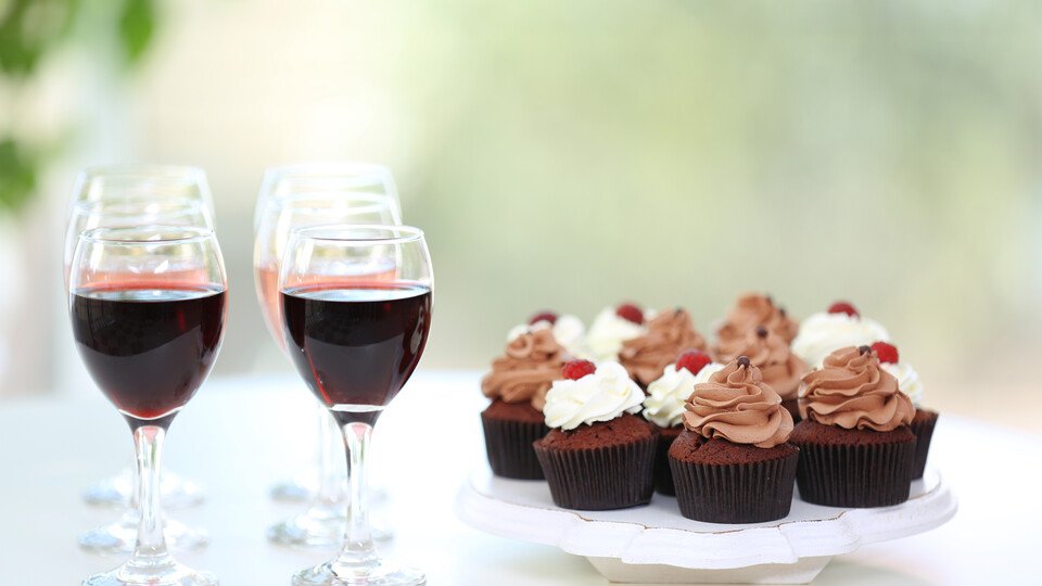 Cupcakes and Wine!